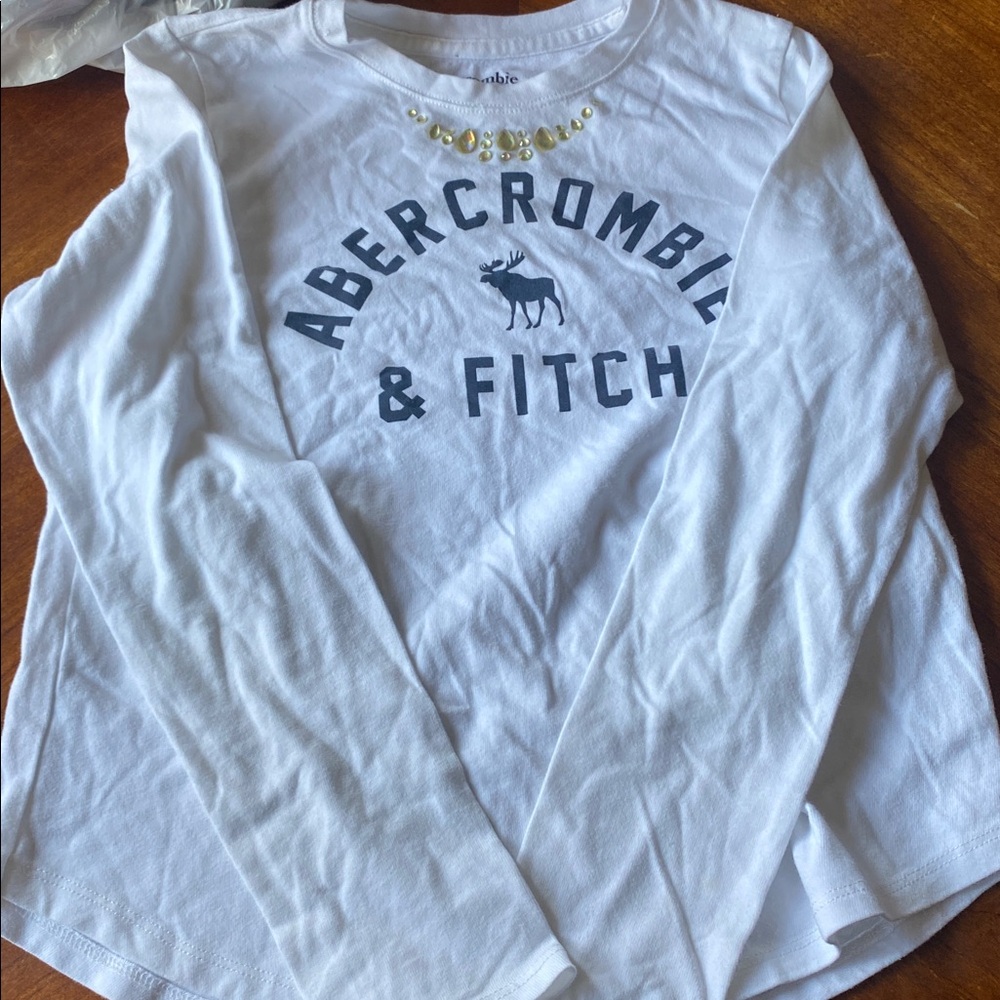 Abercrombie & Fitch White Graphic Tee